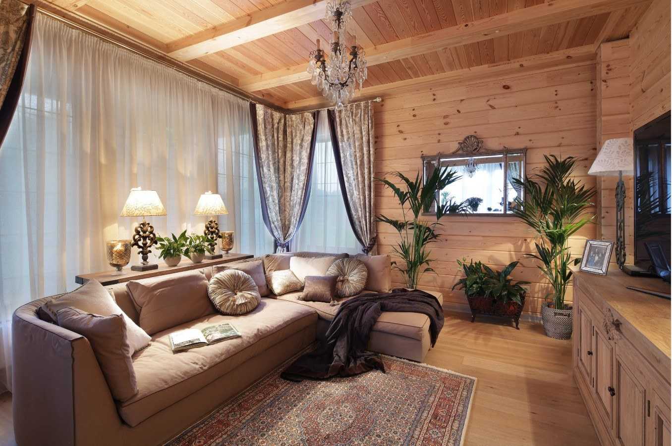 Интерьер зала: дизайн в частном доме в современном стиле, красивая и уютная гостиная с двумя окнами для небогатых в сельской местности

 - 58 фото