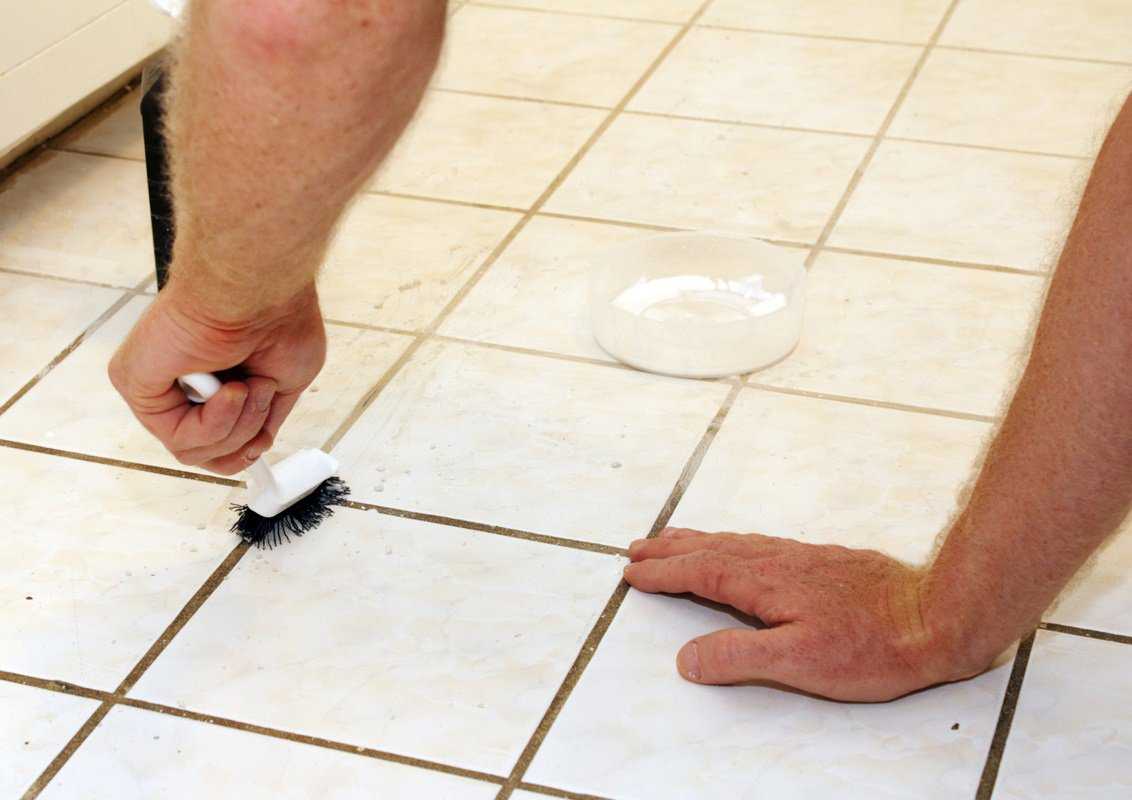 14 способов отмыть, почистить керамическую (кафельную) плитку | как отремонтировать пол в доме своими руками