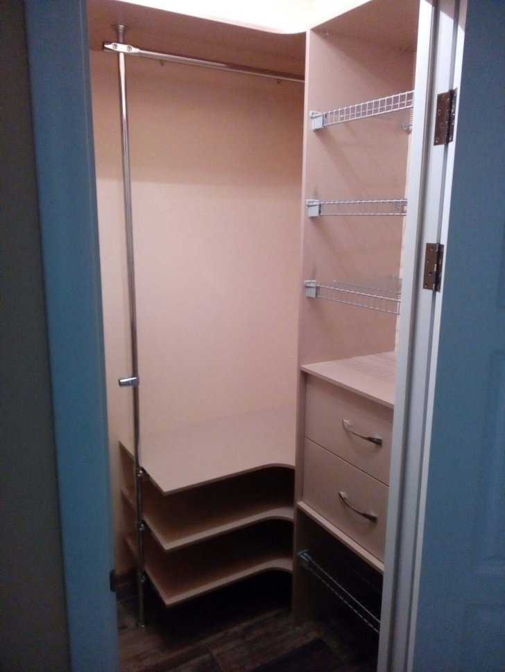 Гардеробная в хрущевке вместо кладовки фото: комната руками, как сделать шкаф в прихожей, свой маленький проект
