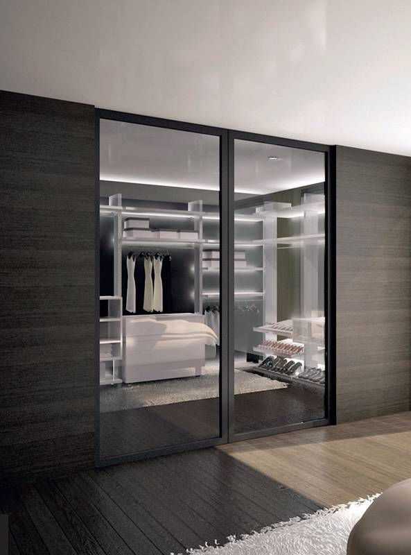 Раздвижные двери для гардеробной комнаты - какие выбрать: 13 фото
