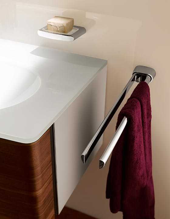 Полотенцедержатель в ванную комнату: советы по выбору и установке