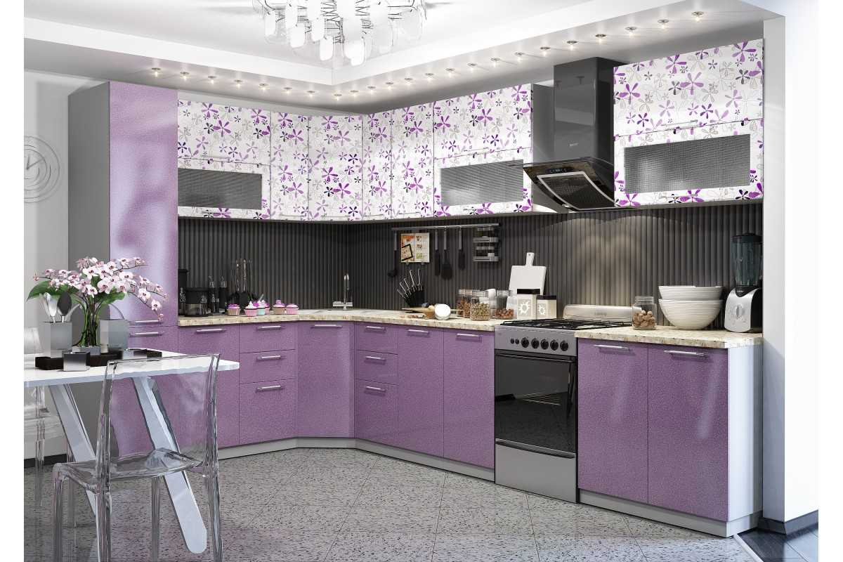 Кухня в лиловом цвете станет достойным украшением дома