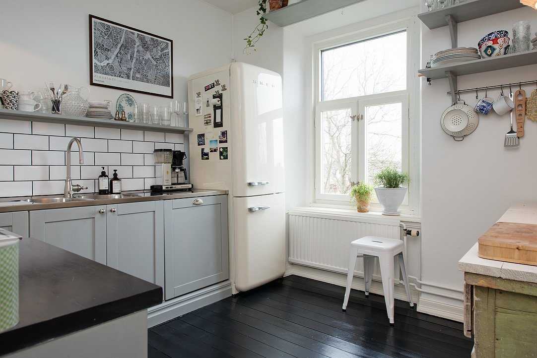 Кухня без верхних шкафов: актуальный дизайн, 51 фото