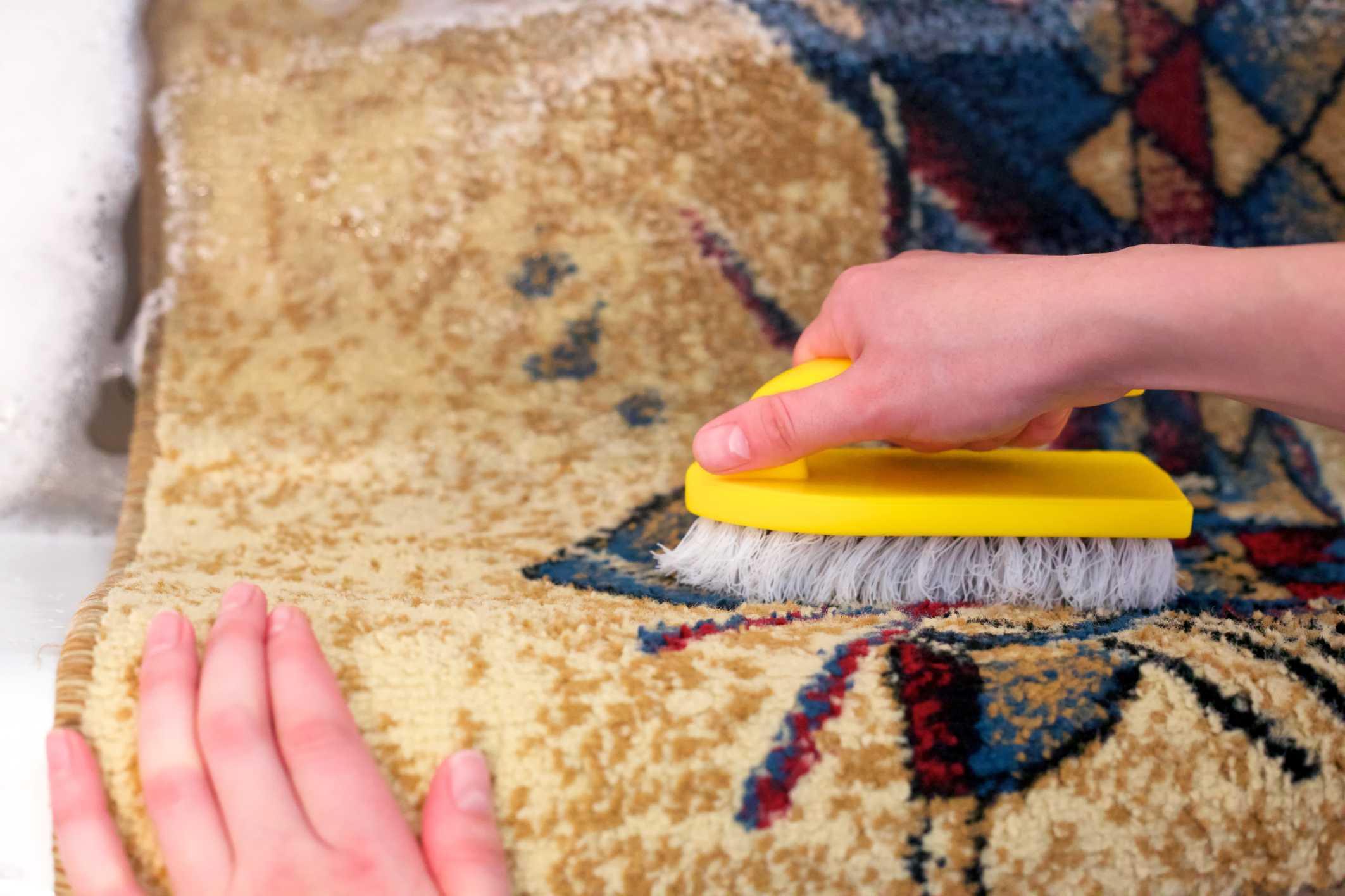 Чистящее средство для ковров своими руками