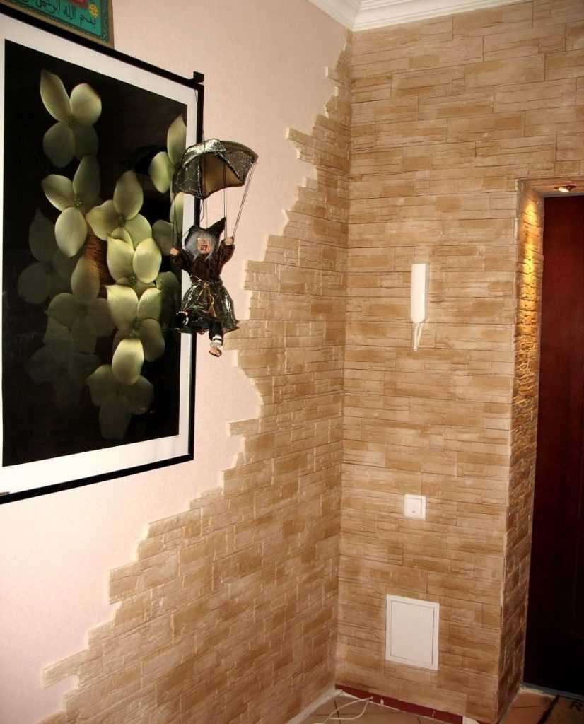 Декоративный искусственный камень для внутренней отделки в коридоре и прихожей
 - 52 фото