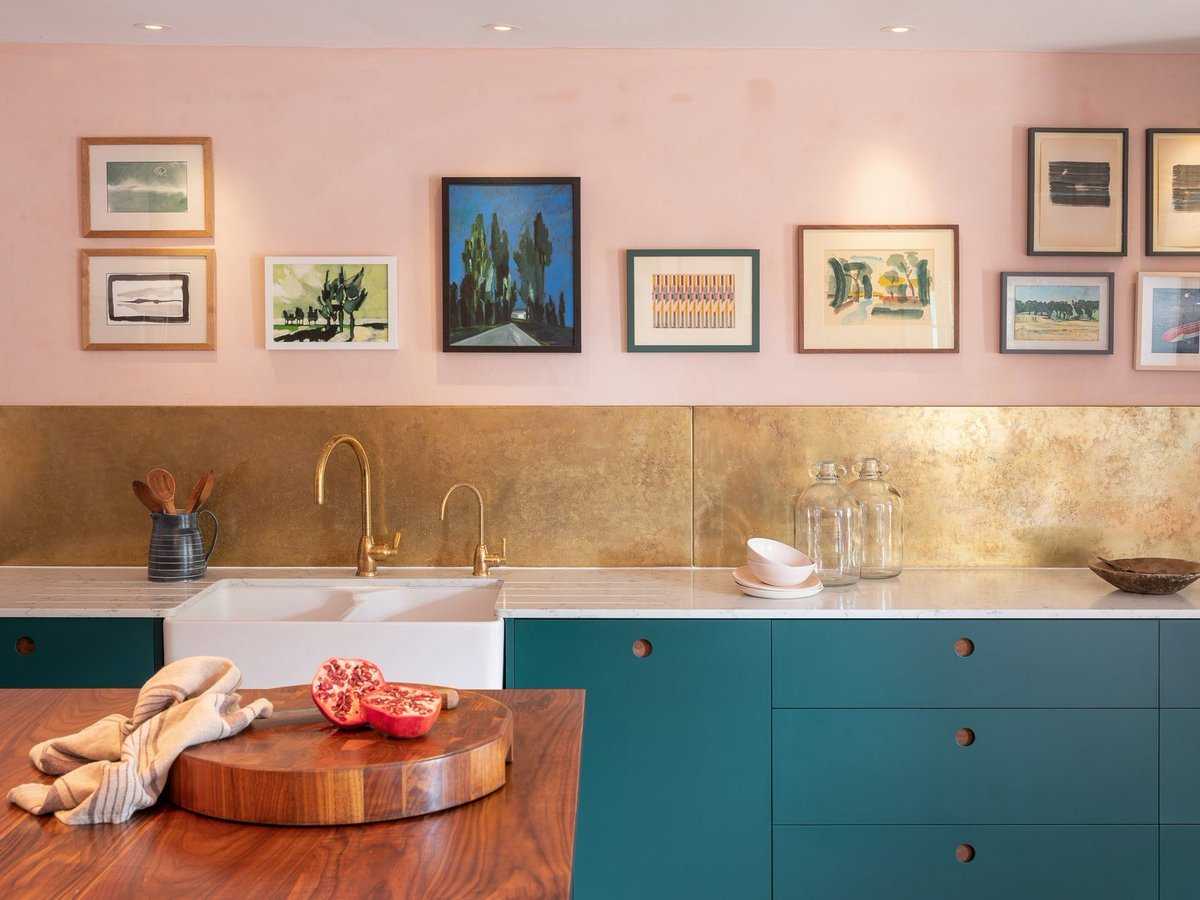 Покраска стен на кухне: пошаговое руководство и советы для начинающих (40 фото)