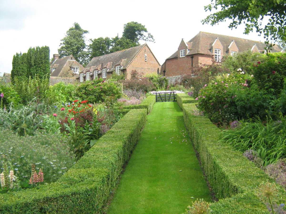 Сад в английском стиле: как создать английский сад своими руками. фото английского сада.