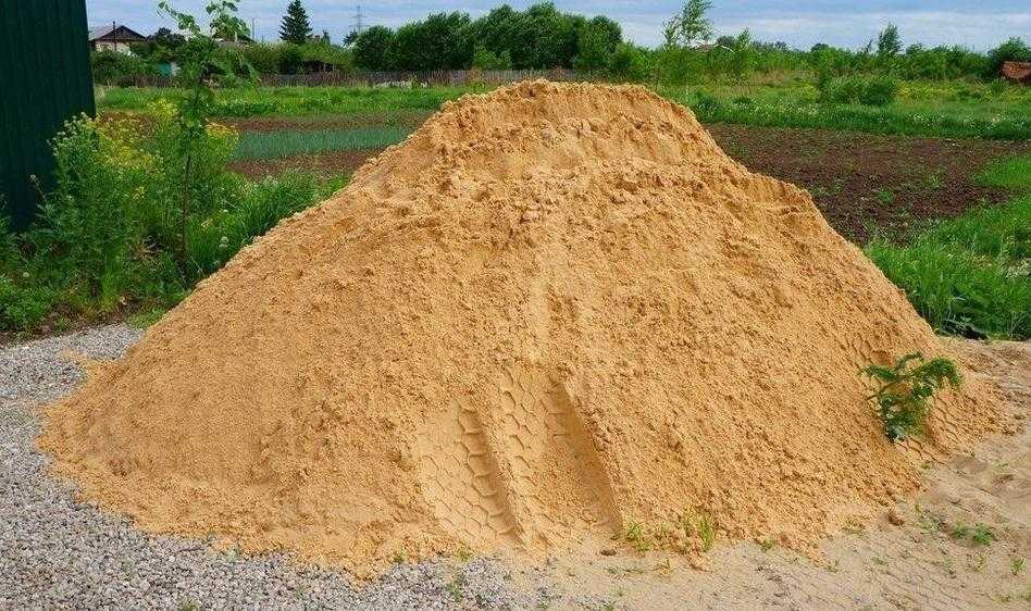 Какой строительный песок используется в устройстве пола: типы строительного песка