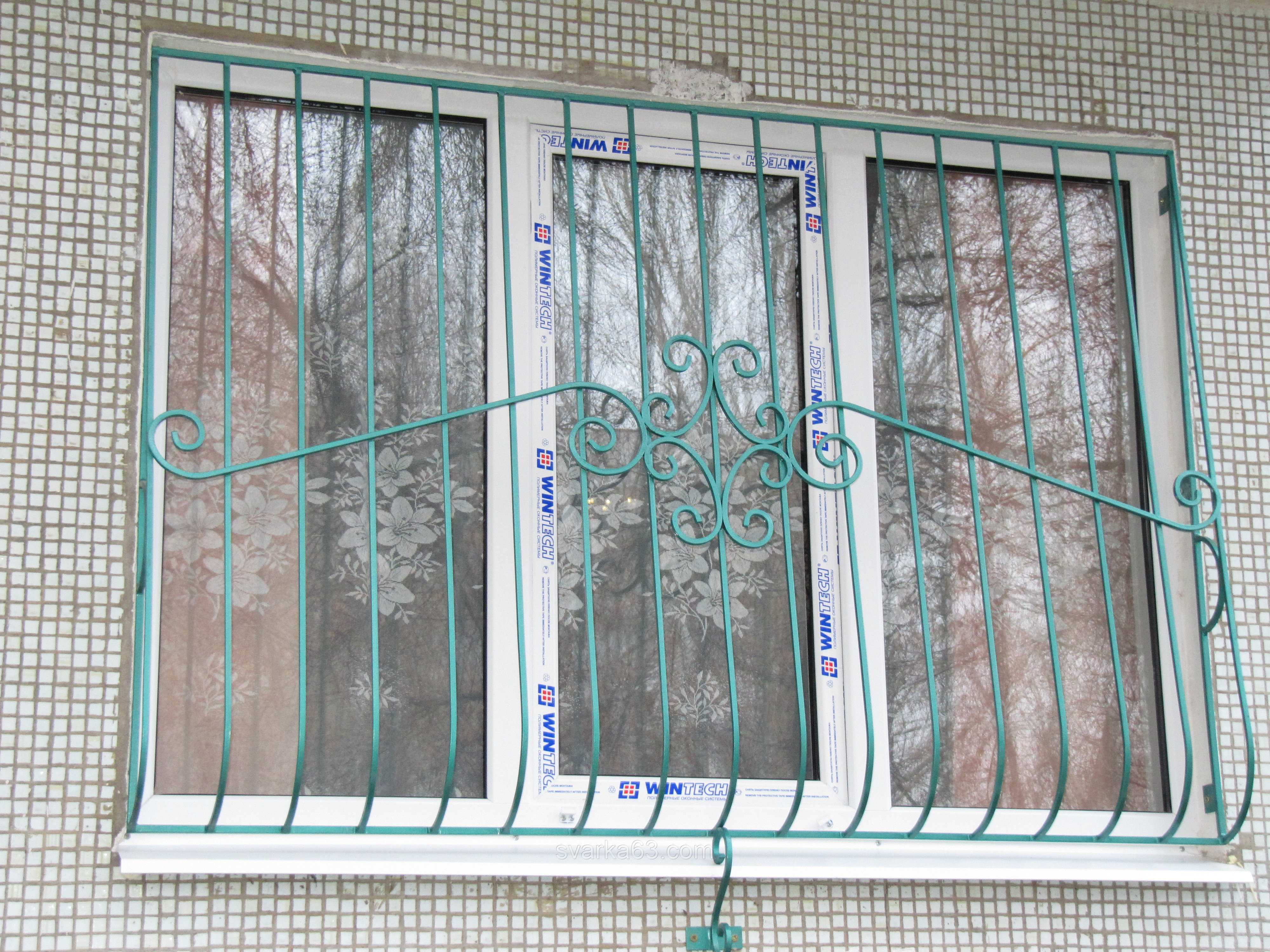 Кованые решетки на окна: 10 советов по выбору