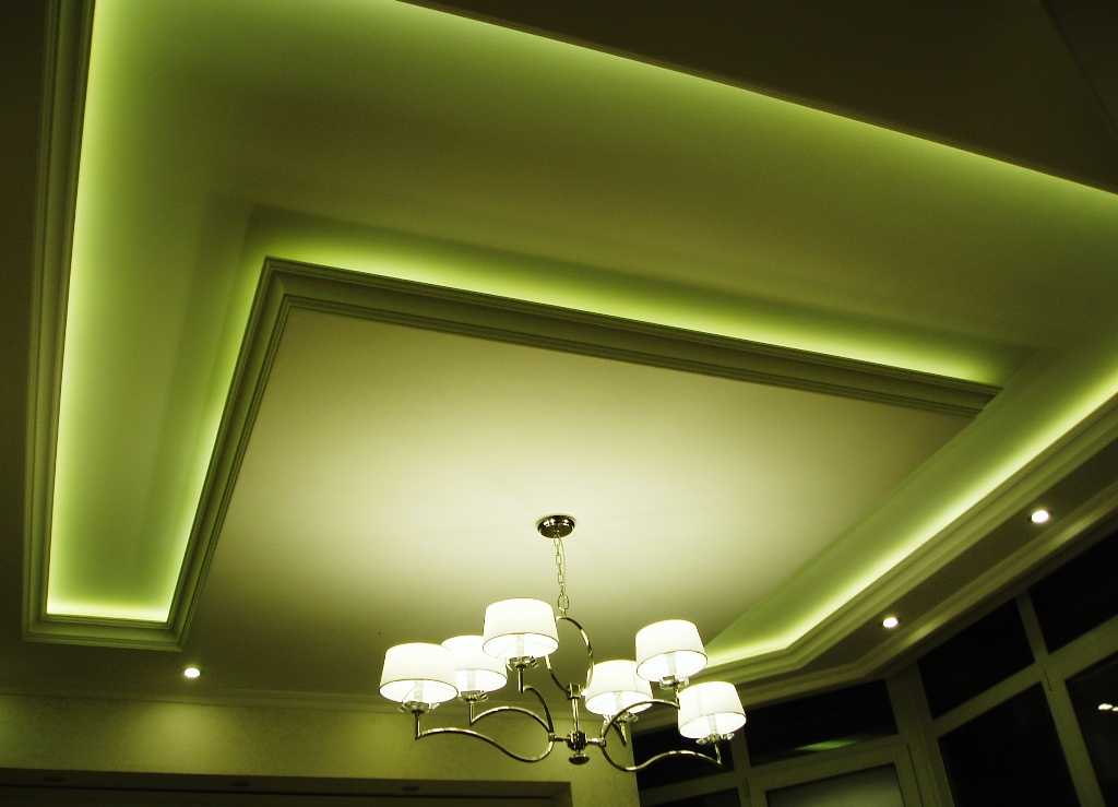 Установка светодиодной ленты на потолок своими руками | советы специалистов