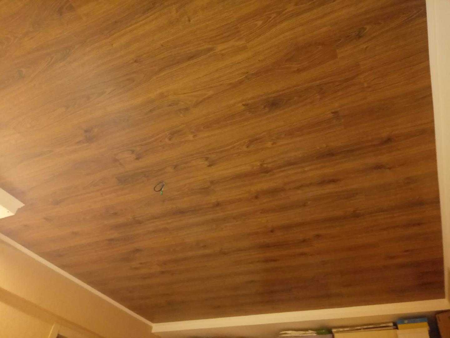 Как крепить ламинат на потолок своими руками?