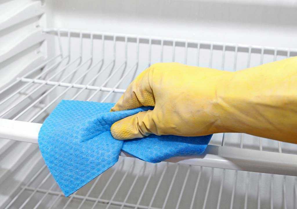 Чем мыть и как очистить холодильник из нержавейки снаружи