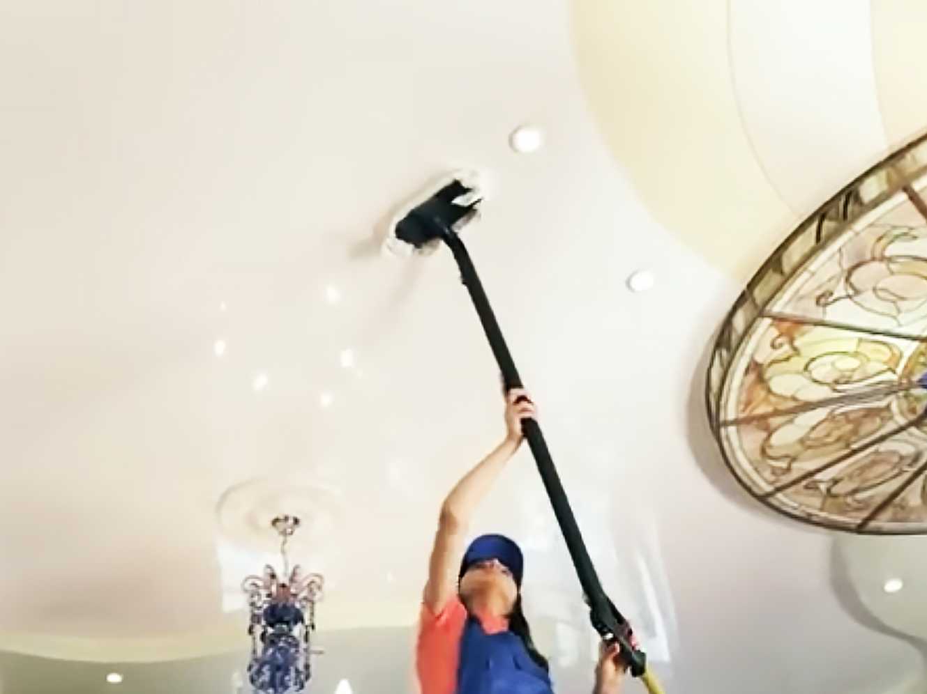 Как помыть потолок от копоти: чем очистить известку и другие поверхности | дневники ремонта obustroeno.club