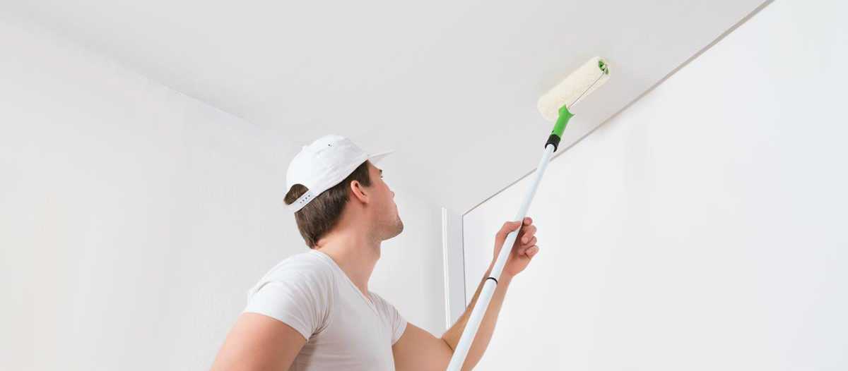 Чем покрасить потолок в квартире поверх побелки так, чтобы не пришлось переделывать?