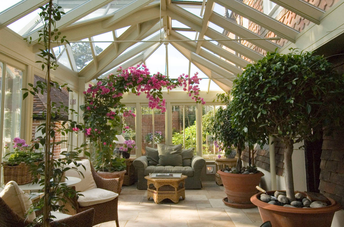 Зимний сад в квартире: оранжерея и зеленый цветочный уголок с фото