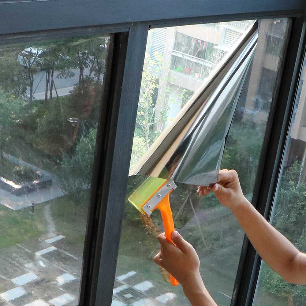 Тонировка окон в квартире: виды тонировочных плёнок, их достоинства и недостатки, технологии монтажа тонировки своими руками